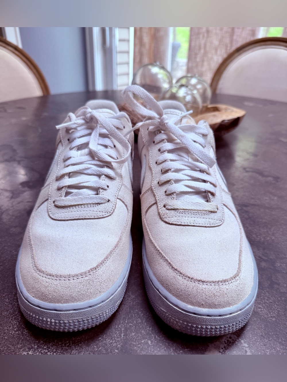 Men’s Nike Air Force 1 ‘07 LV8 EMB sneakers